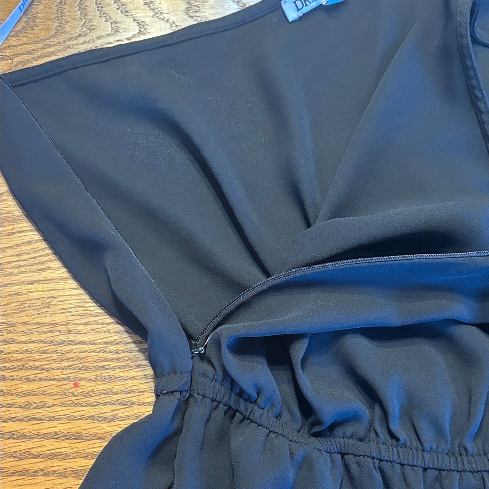 DR2 Elegant Black, One Shoulder Women’s Romper. Women’s Size Small - Picture 4 of 4